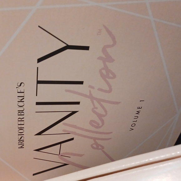 KRISTOFER BUCKLE Vanity Collection Volume 1 For Women's. - Picture 10 of 15